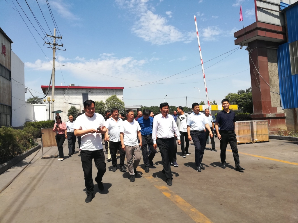 找差距 学经验 提干劲 促发展——米河镇组织企业到新密市参观学习工业企业深度治理