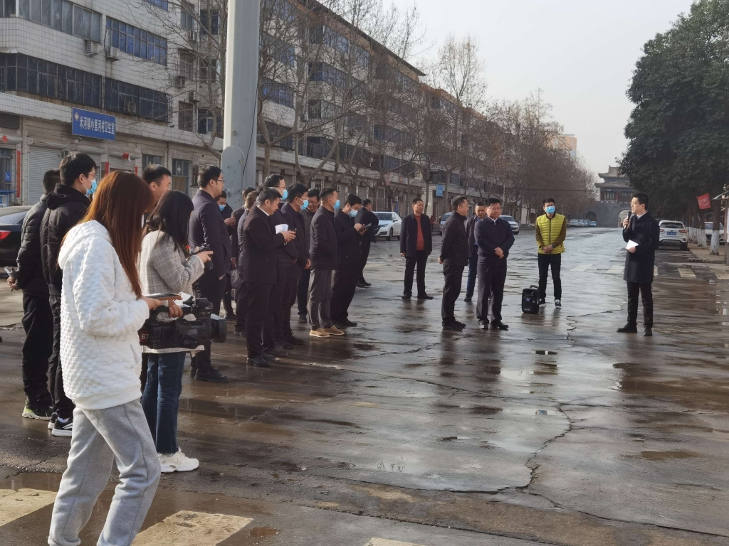 以观摩促提升，以实干促成效——米河镇扎实开展人居环境集中整治